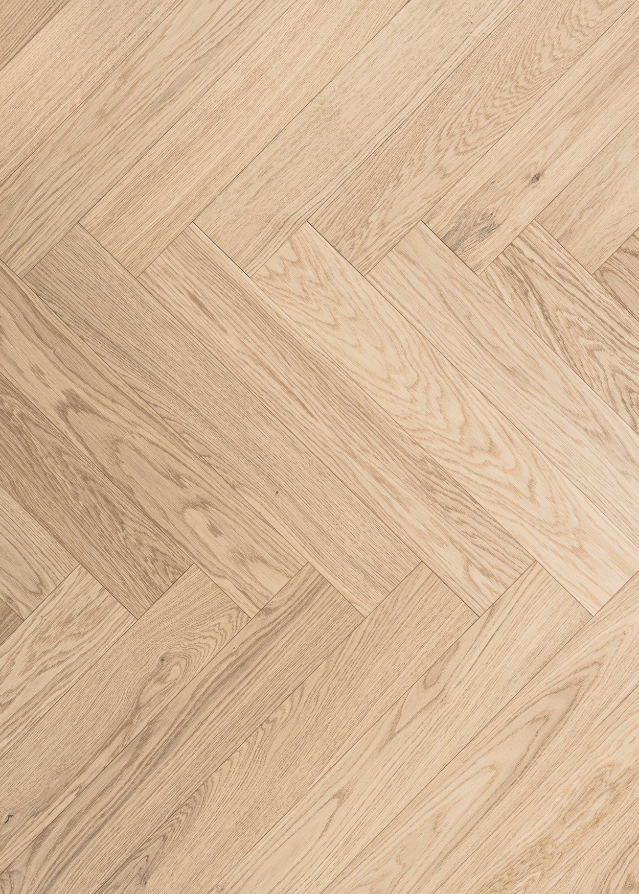 The Pristine Herringbone